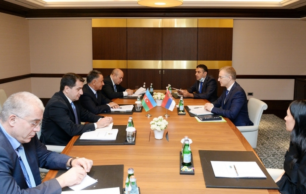 Les questions politiques et sécuritaires entre l'Azerbaïdjan et la Serbie au menu des discussions