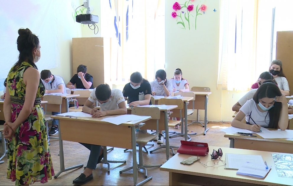 Bu gün  II və III ixtisas qrupları üzrə respublikanın 35 şəhər və rayonunda imtahan keçirilib