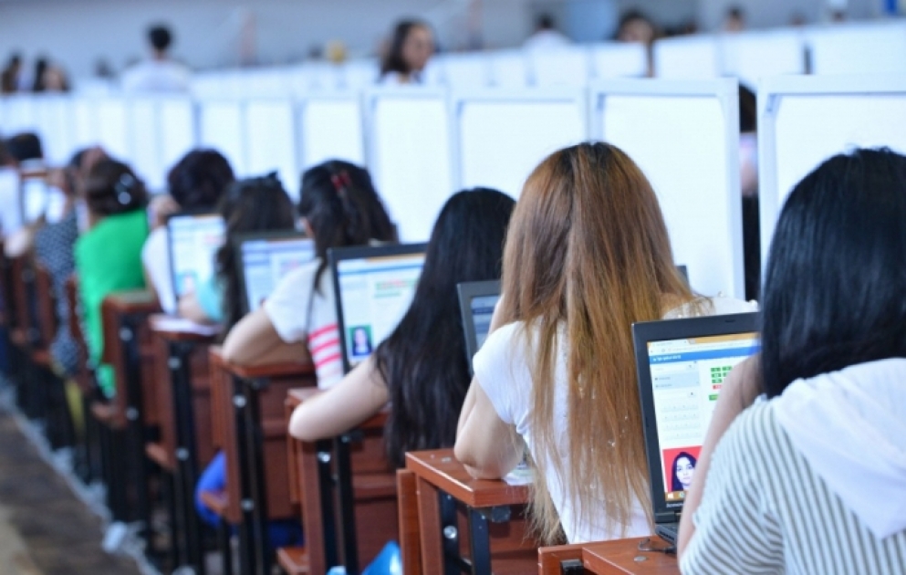 Продолжаются экзамены по приему учителей на работу
