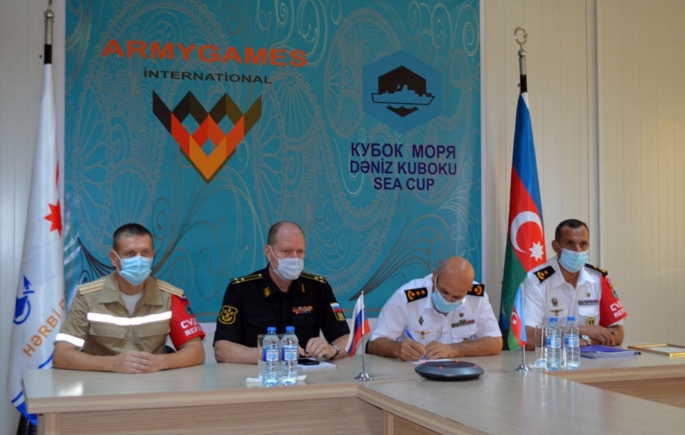 “Dəniz kuboku” beynəlxalq müsabiqəsinin hakimlərinə sertifikatlar təqdim edilib