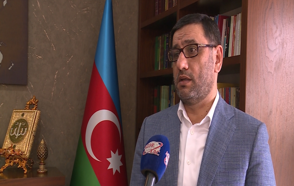 Müqəddəs Quran daim birlik və bərabərliyə, sosial məsuliyyətə və xeyirxahlığa çağırır