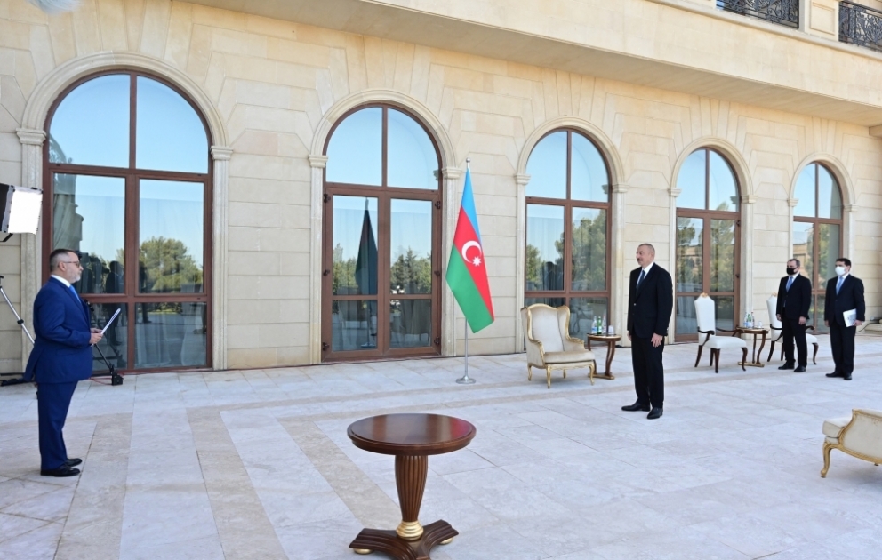 Prezident İlham Əliyev: Azərbaycan-Yunanıstan əməkdaşlığına mənfi təsir göstərən məsələlərdən biri “DESFA” şirkəti ilə əlaqədardır