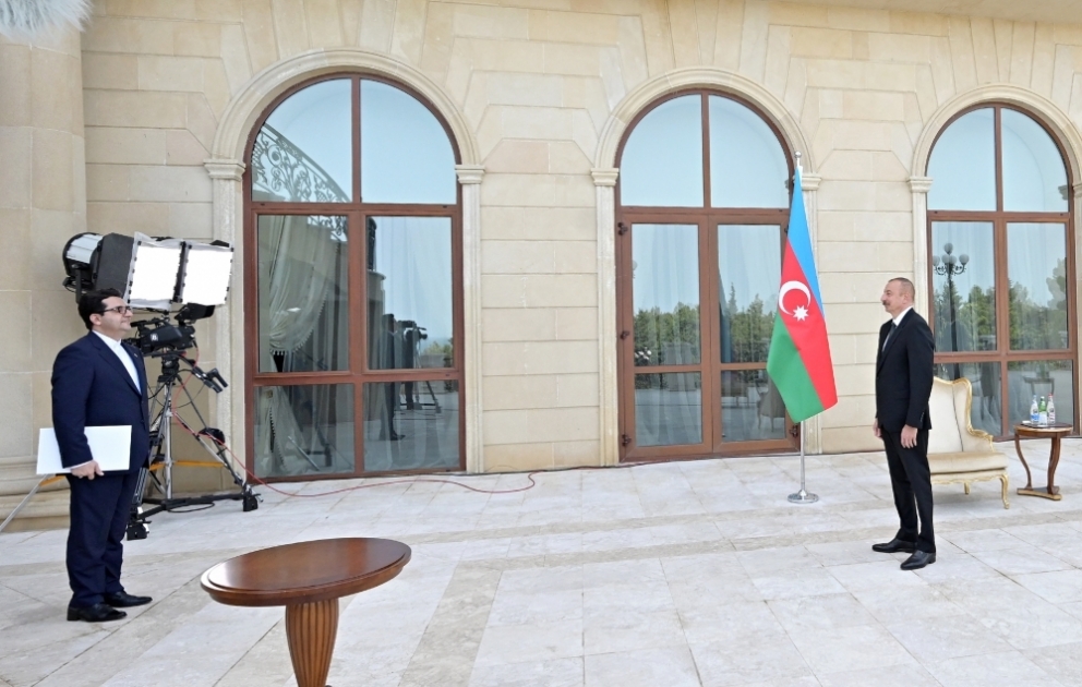Präsident Ilham Aliyev empfängt neu ernannten iranischen Botschafter