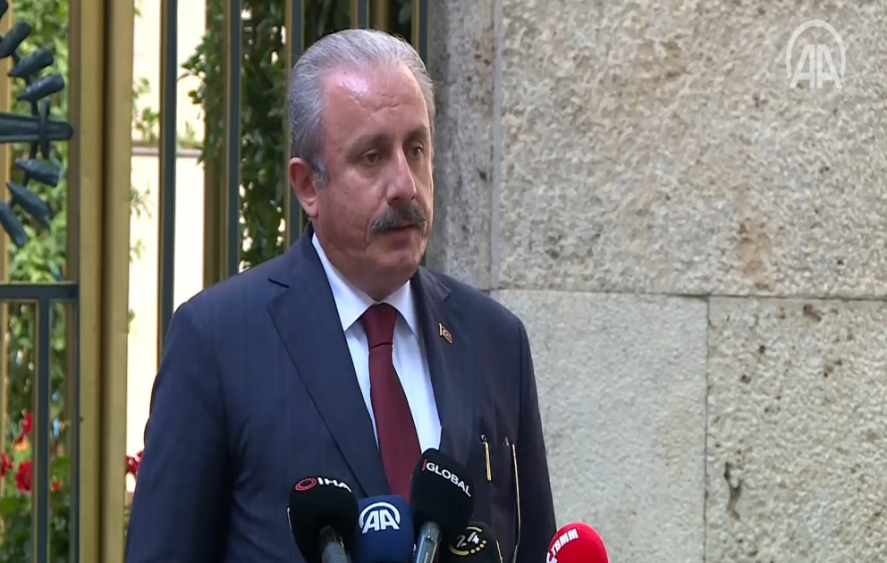 Yunanıstanla bağlı məsələdə Türkiyəyə verdiyi dəstəyə görə Azərbaycan tərəfinə xüsusi təşəkkürümüzü bildiririk