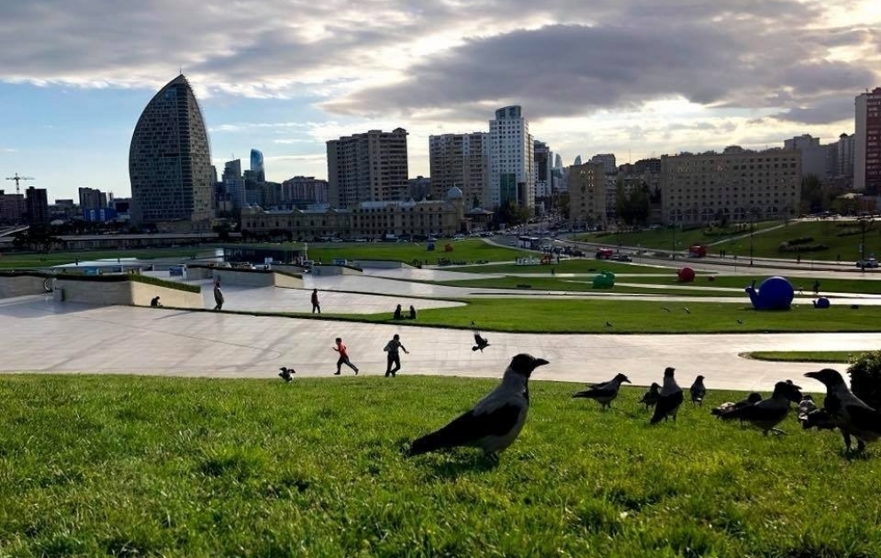 В воскресенье в Баку сохранится теплая погода