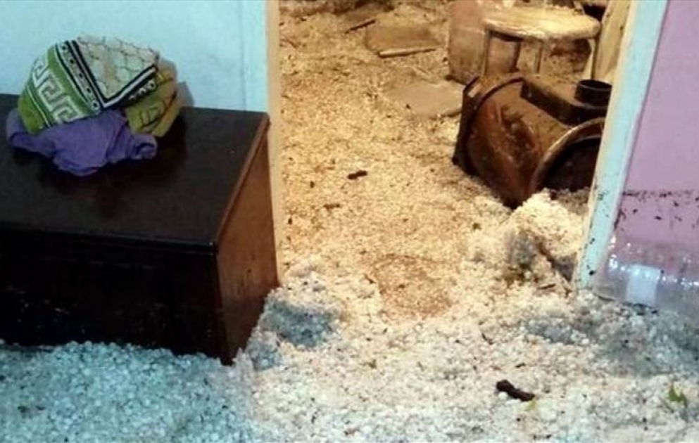 Türkiyənin Çankırı vilayətində dolu və şiddətli yağışlar evlərə ciddi ziyan vurub