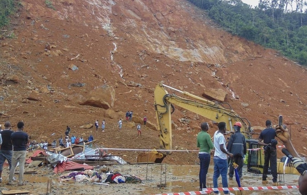 Nepalda torpaq sürüşməsi zamanı onlarla insan itkin düşüb