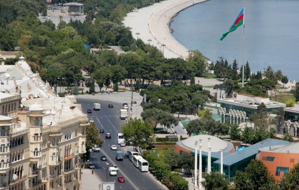 Завтра местами будет дождливо