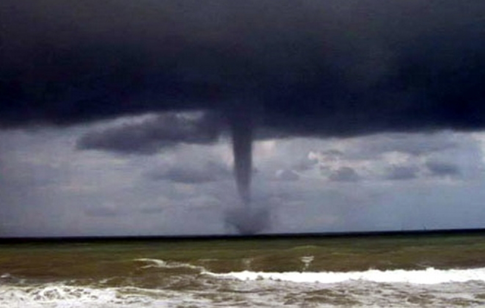 Türkiyədə tornado insanları qorxuya saldı