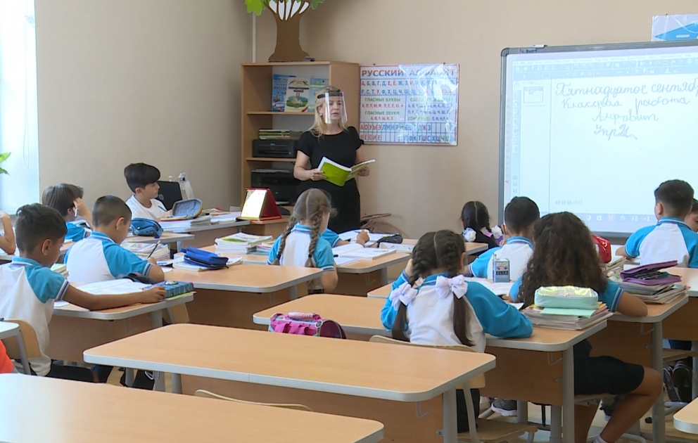 Bakıda müəllim və şagirdlərdə koronavirusun aşkar edilməsi səbəbindən 4 sinfin fəaliyyəti distant formaya keçirilib