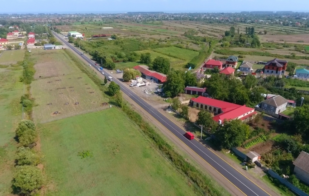 Lənkəranda 38 kilometr yol yenidən qurulub