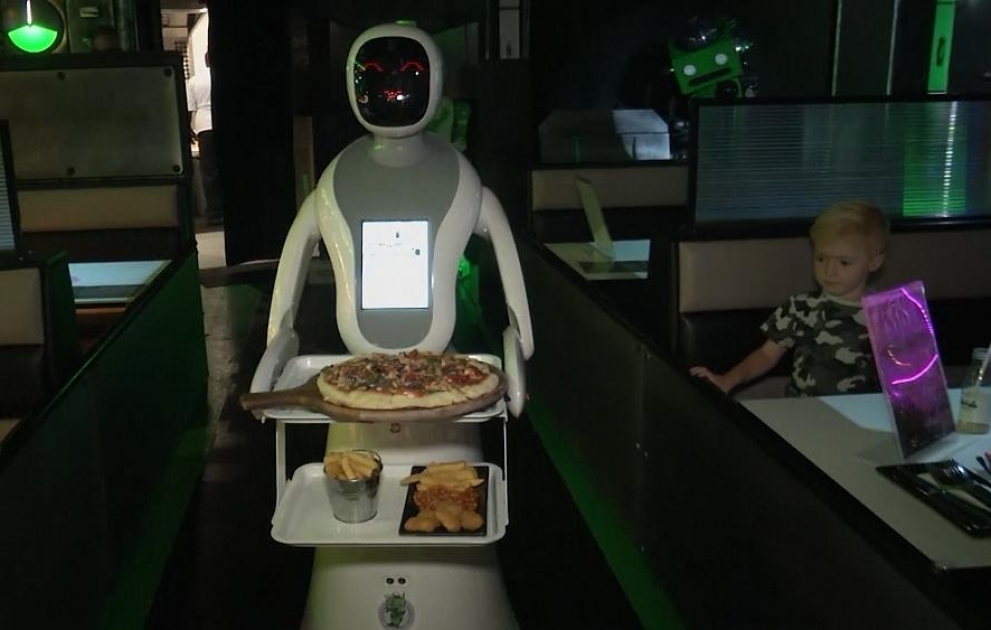 "Chips oder Mikrochips?" - erstes Roboterrestaurant öffnet in England