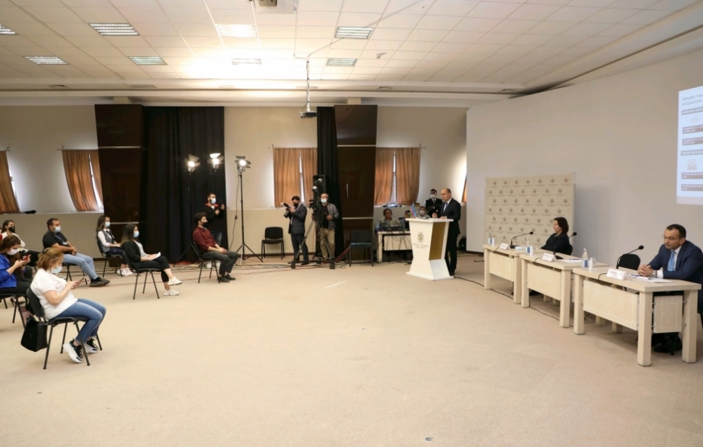 Sabahdan 5-9-cu siniflərdə əyani formada tədrisə start veriləcək