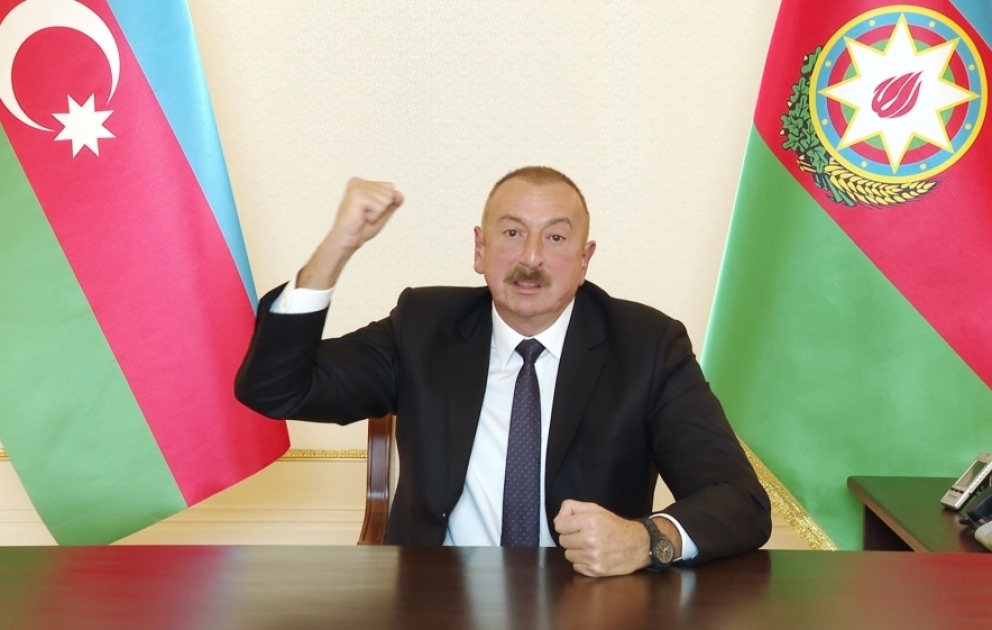 Prezident İlham Əliyev: İndi biz göstərdik kim-kimdir. Azərbaycan əsgəri onları iti qovan kimi qovur!
