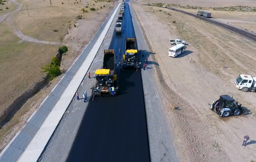 Şəkidə 2 yolun tikintisi yekunlaşır