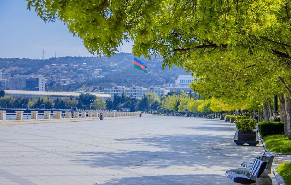 Bakıda 21 dərəcə isti olacaq
