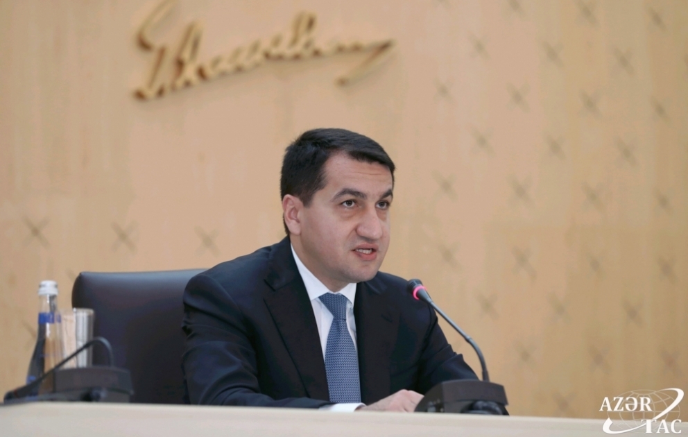 Hikmət Hacıyev: Ermənistan qoşunlarının işğal olunmuş ərazilərdən çıxarılması üçün plan hazırlanmalıdır