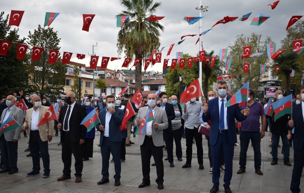 Türkiyədə Azərbaycana dəstək aksiyası keçirilib