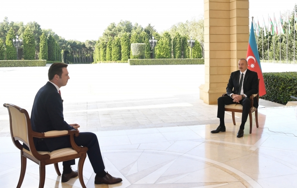 Prezident İlham Əliyev: Gəncə şəhərinin bombardman edilməsi erməni faşizminin eybəcər sifətinin növbəti təzahürüdür