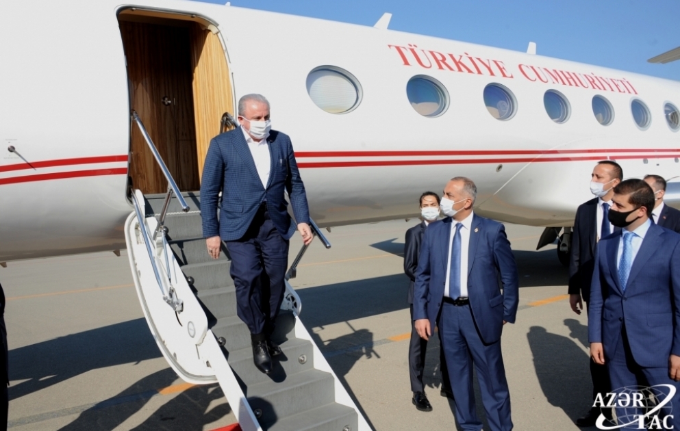 Türkiyə Böyük Millət Məclisinin Sədri Mustafa Şəntop Azərbaycana rəsmi səfərə gəlib
