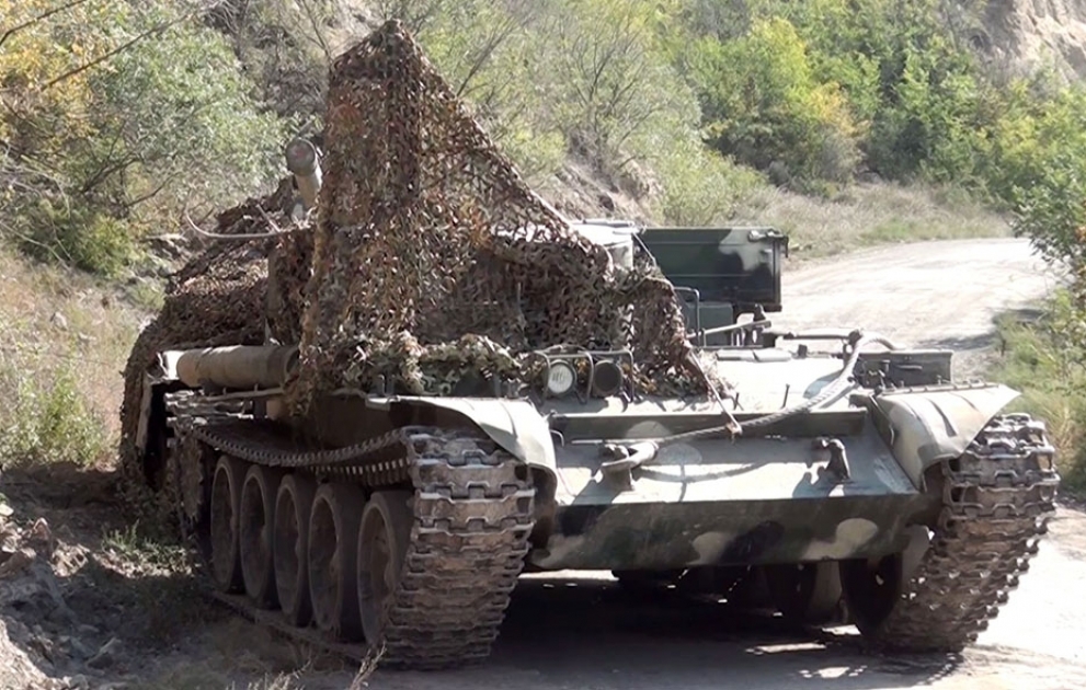 Des matériels militaires et munitions abandonnés par l'armée arménienne dans les combats en direction de Goubadly