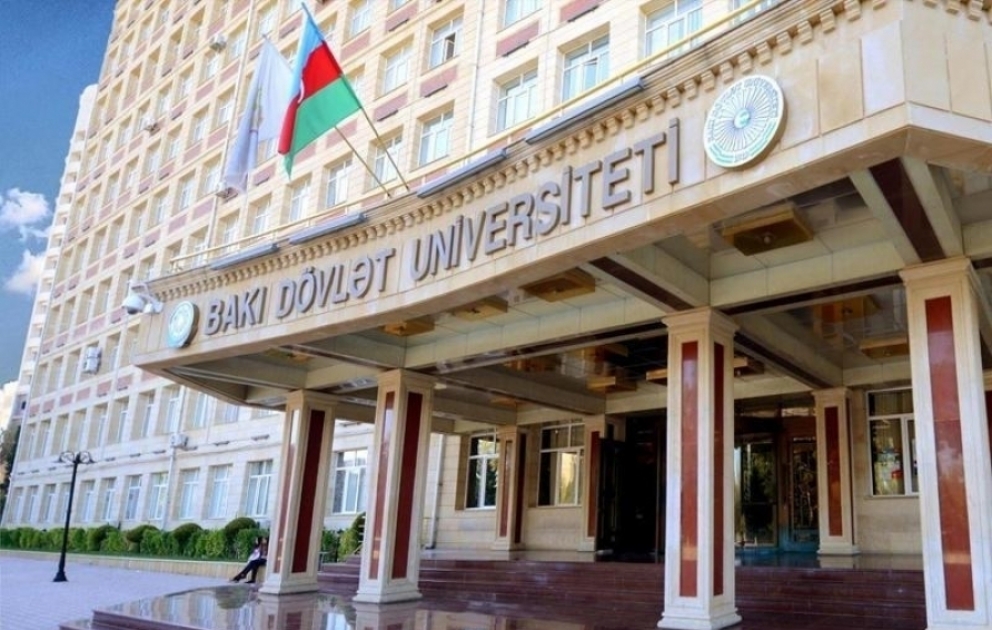 Bakı Dövlət Universiteti əməkdaşının təqdimatında "Şuşa bizi gözləyir!" adlı qum kompozisiyası