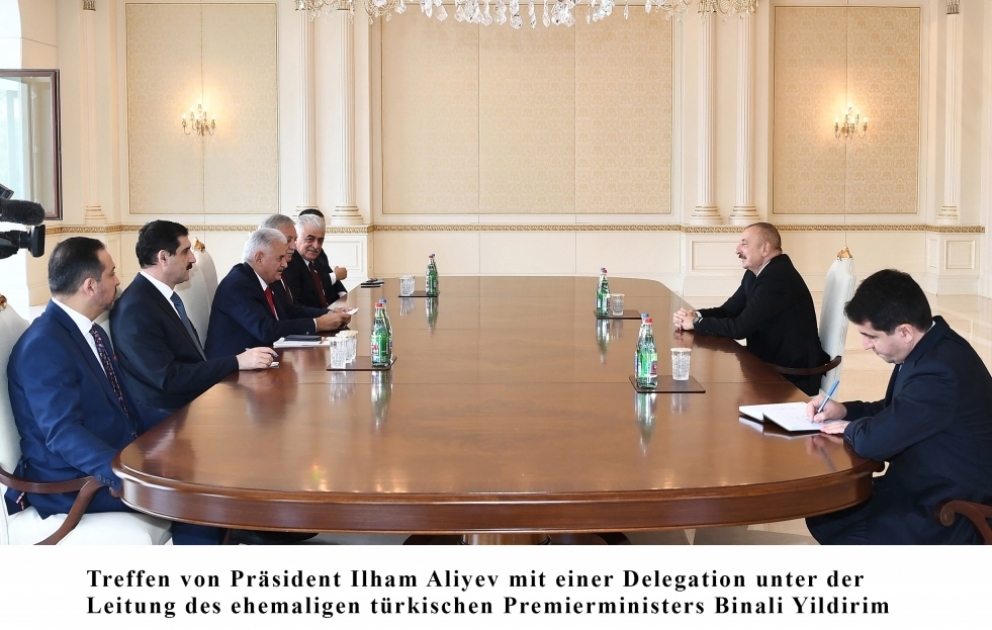 Präsident Ilham Aliyev empfängt türkische Delegation