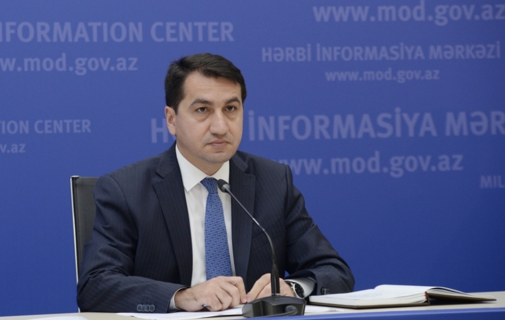 Hikmət Hacıyev: Ermənistan Azərbaycanın mülki əhalisinə qadağan edilmiş ən güclü silahlardan istifadə etməklə atəş açır