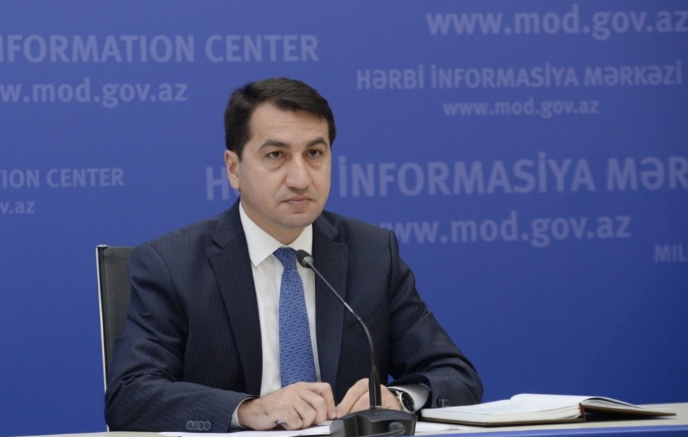 Хикмет Гаджиев: Армения подвергает обстрелу мирное население Азербайджана, используя самое мощное запрещенное оружие