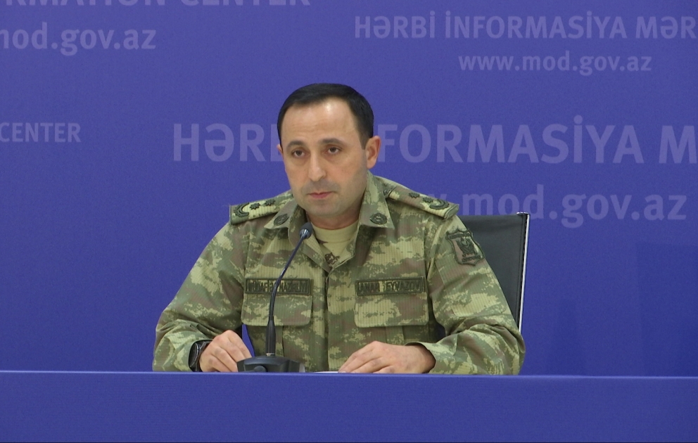 Azərbaycan əsgəri düşmənin qurduğu pusquları dağıdır və hədəfə yaxınlaşır