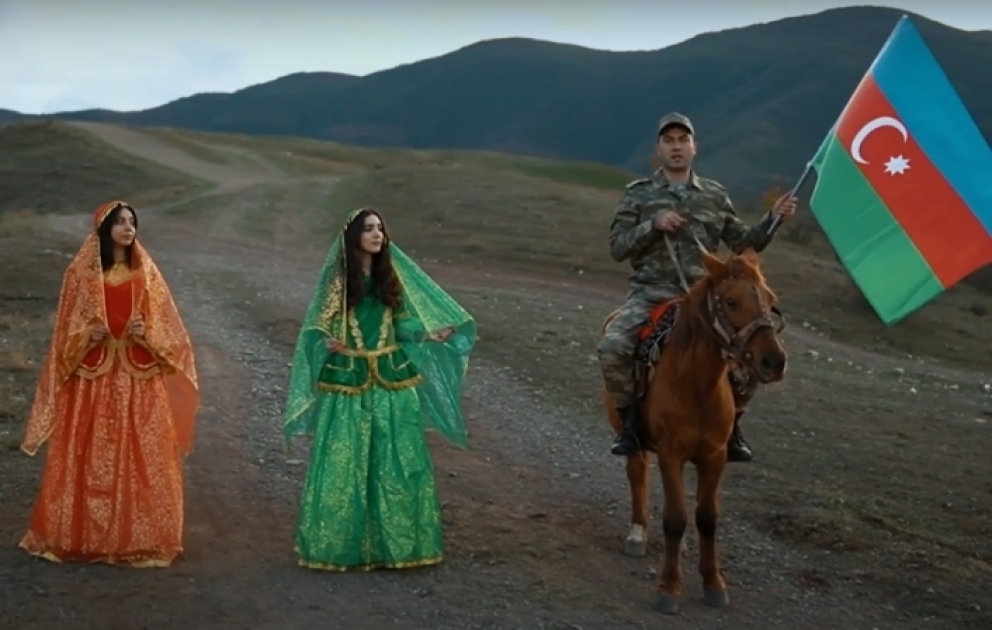 YAP Gəncə şəhər təşkilatının Gənclər Birliyi Bayrağı Günü ilə bağlı maraqlı videoçarx hazırlayıb