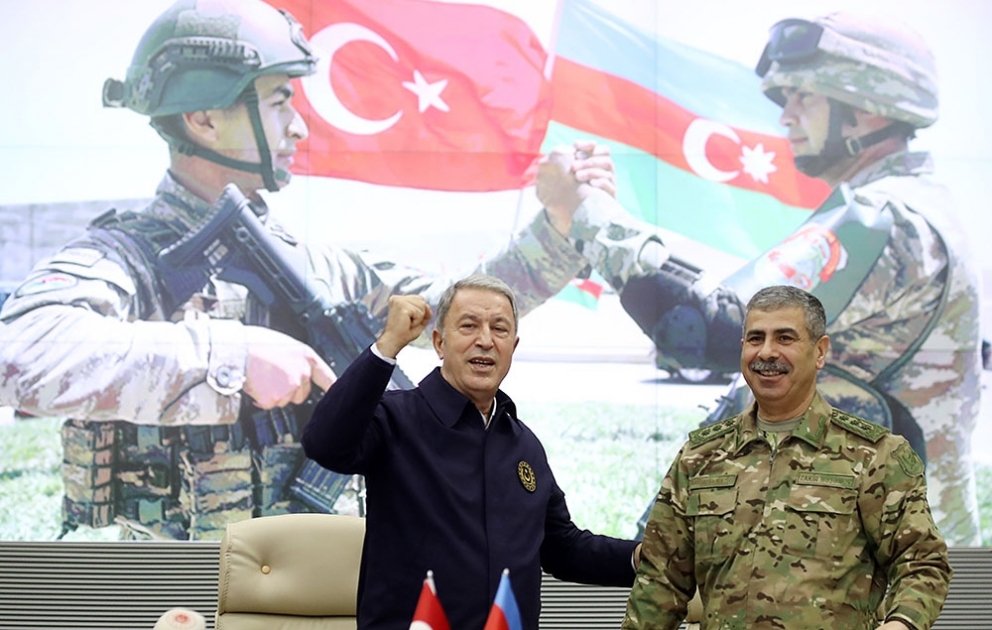 Azərbaycan və Türkiyə Müdafiə nazirlərinin görüşü keçirilib