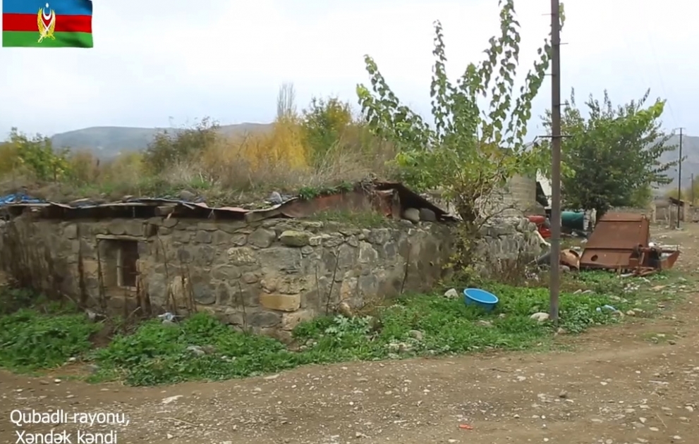 Videoaufnahmen, die aus Okkupation befreite Dörfer Khandak und Muradkhanli in Gubadli zeigen