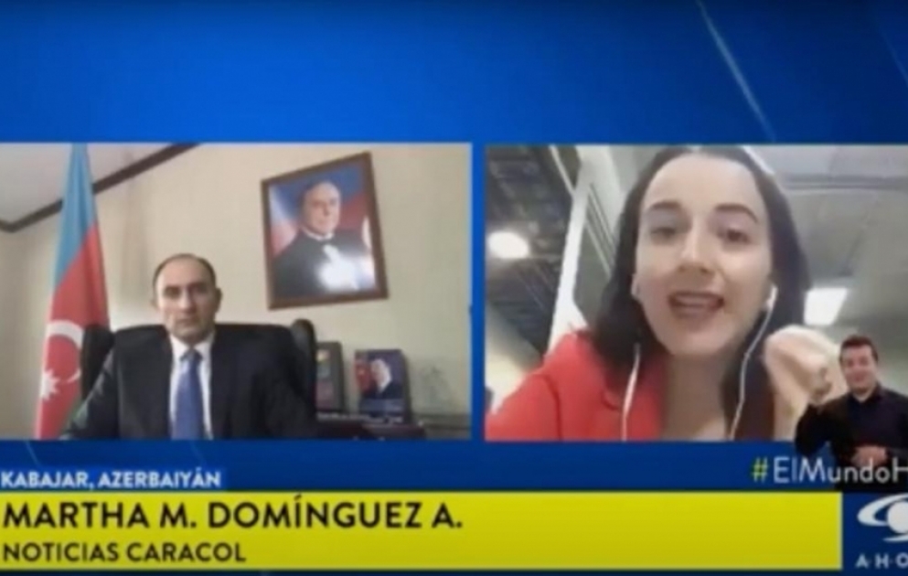 Kolumbiya televiziyasında Azərbaycan, Rusiya və Ermənistan rəhbərlərinin imzaladıqları bəyanata dair reportaj və müsahibə yayımlanıb