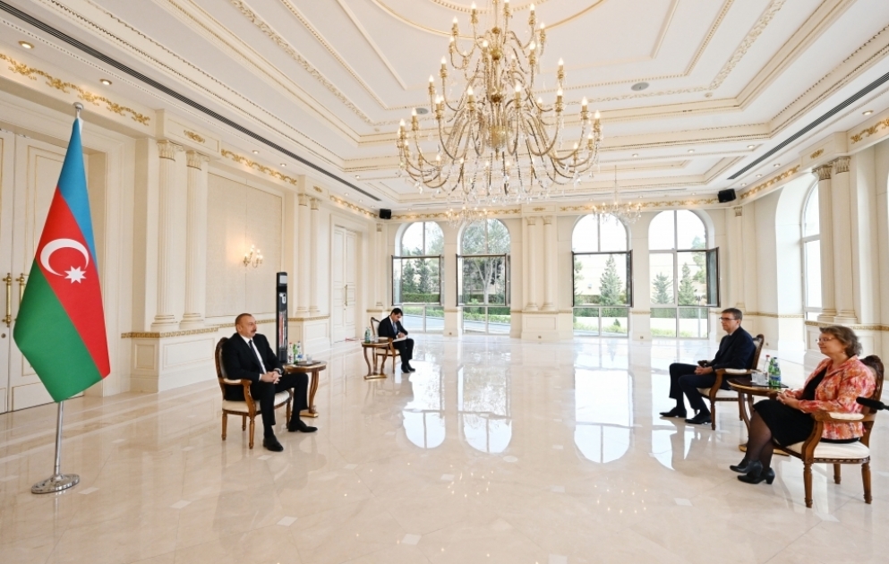 Präsident Ilham Aliyev empfängt neu ernannte niederländische Botschafterin