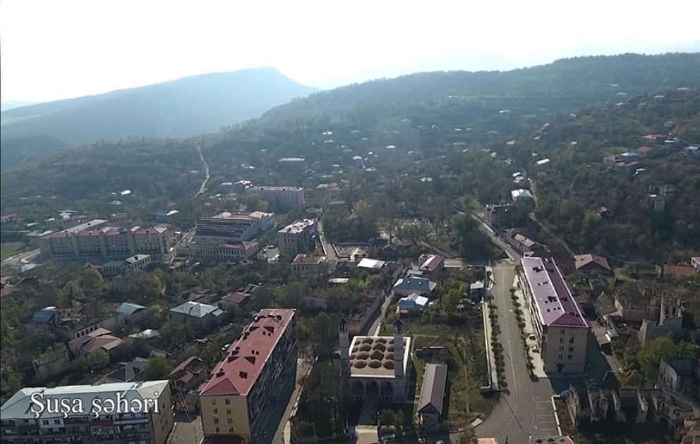 Verteidigungsministerium veröffentlicht Luftbildvideo aus der Stadt Schuscha