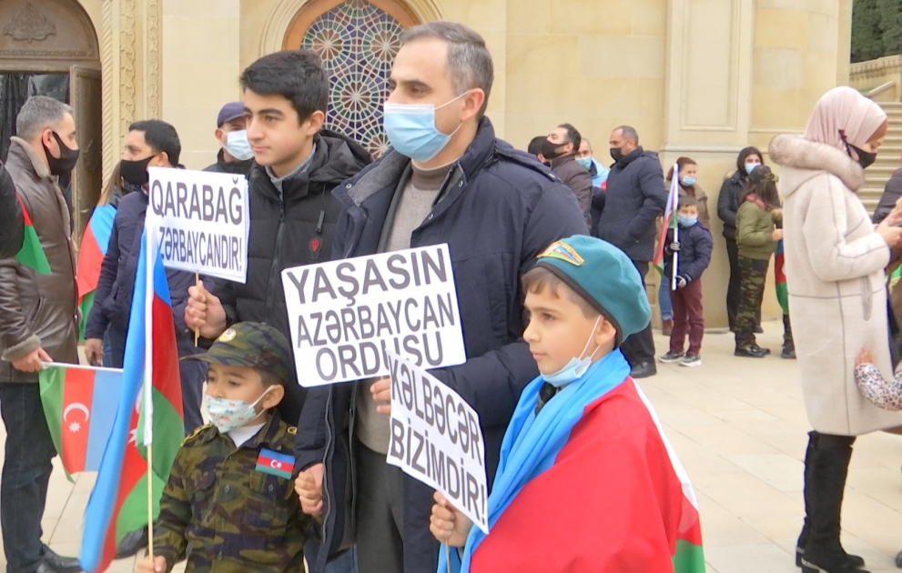 Kəlbəcərlilərin Vətən həsrəti sona çatdı
