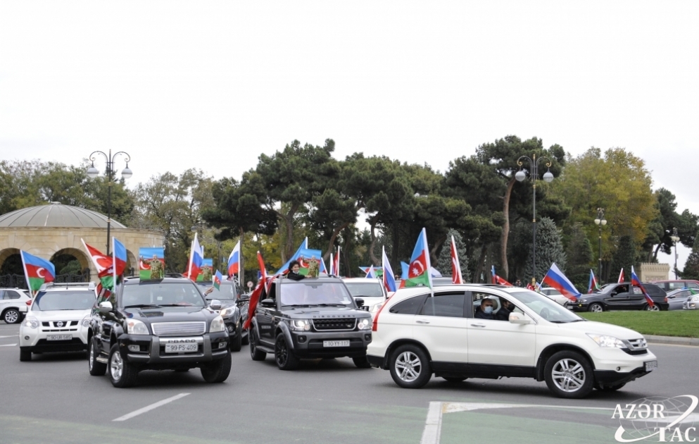 В Баку прошел автопробег в честь освобождения Кяльбаджара
