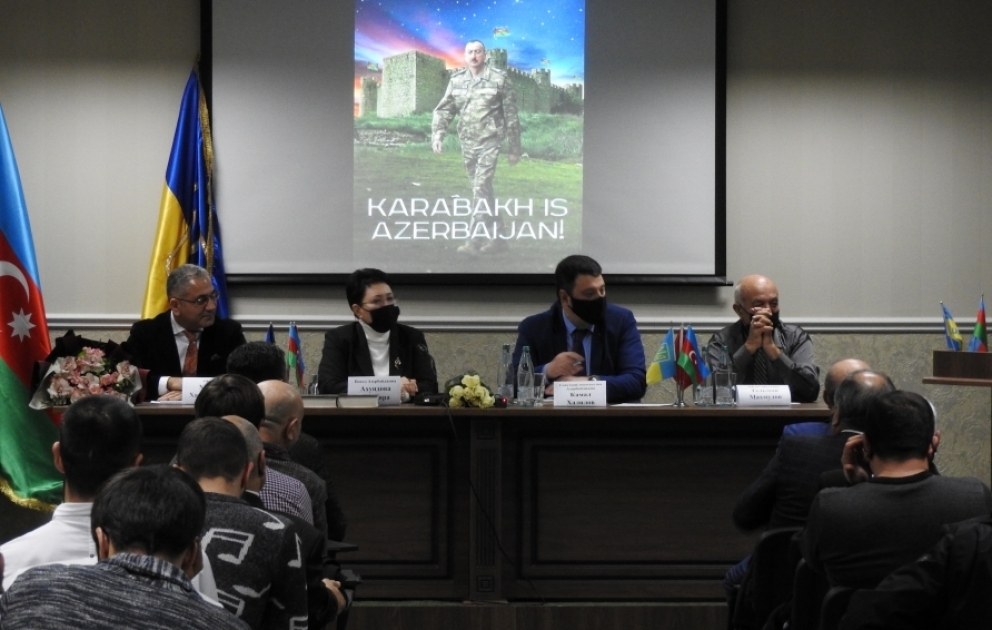 Səfir Elmira Axundova Poltava vilayətinin diaspor nümayəndələri ilə görüşüb