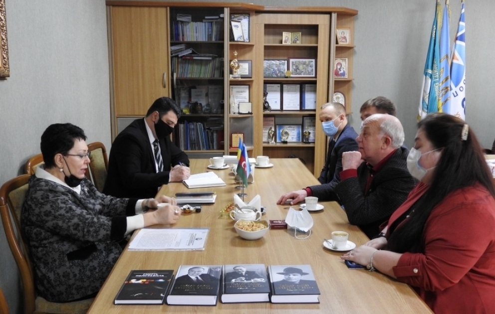 Poltava universitetində fəaliyyət göstərən Azərbaycan Tədris-Mədəniyyət Mərkəzində azərbaycanlı tələbələrlə görüş keçirilib