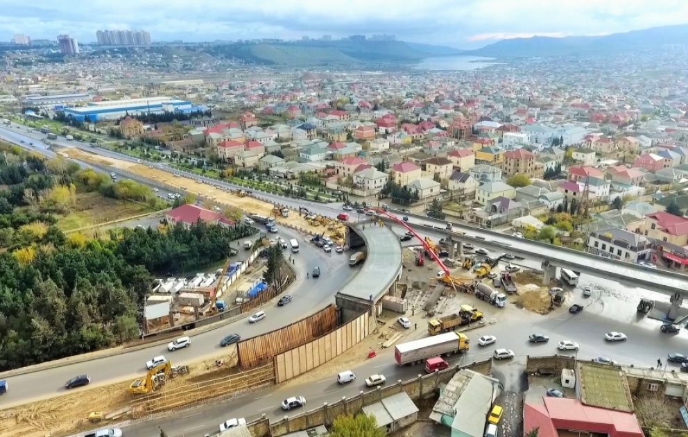 “Sulutəpə dairəsi”ndə yeni yol qovşağının inşası tamamlanır