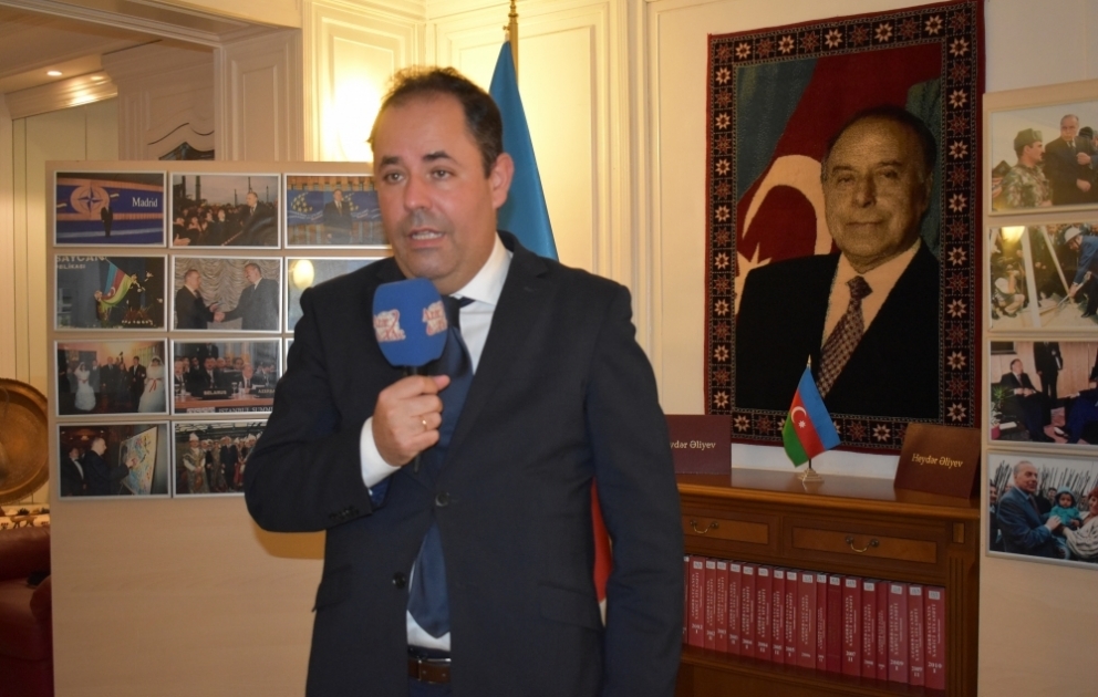 Karlos Uriarte: Heydər Əliyevin həyata keçirdiyi islahatlar Azərbaycanın inkişaf mərhələsində böyük dönüş yaratdı