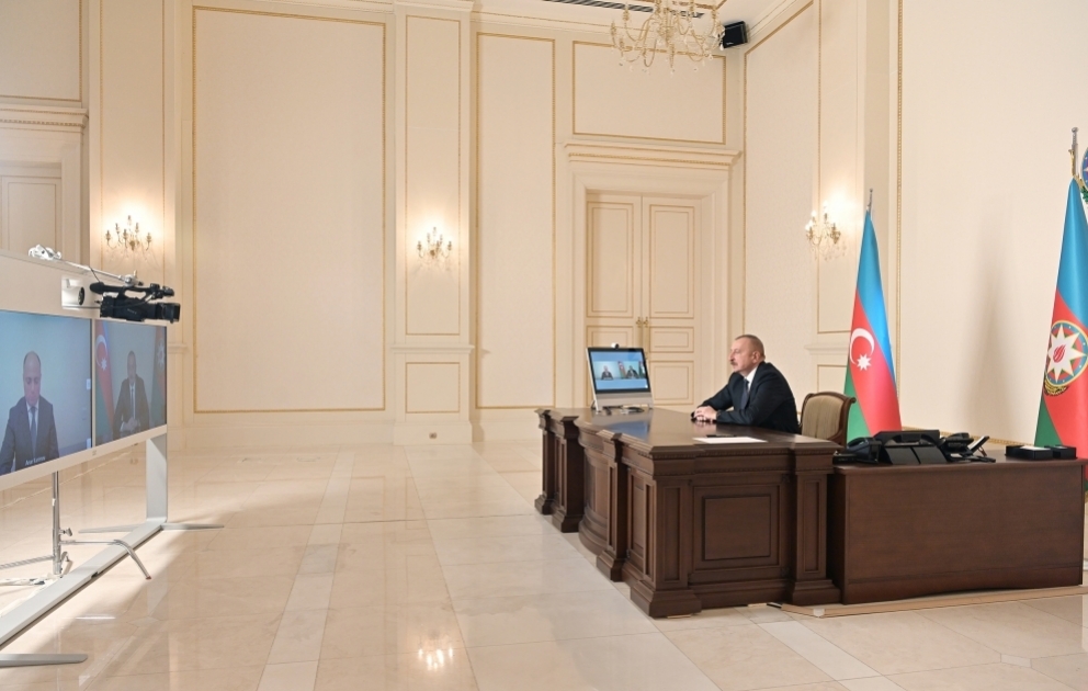 Präsident Ilham Aliyev empfängt Anar Karimov im Zusammenhang mit der Ernennung zum neuen Kulturminister im Videoformat