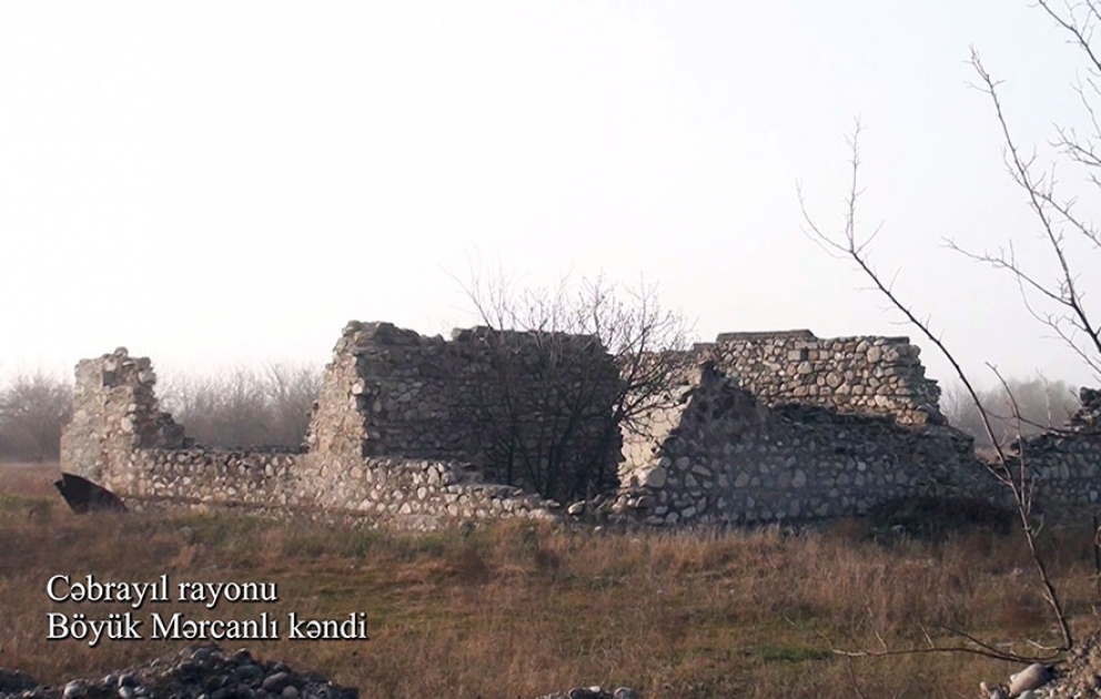 Le ministère de la Défense diffuse des images du village de Böyuk Merdjanly de la région de Djabraïl