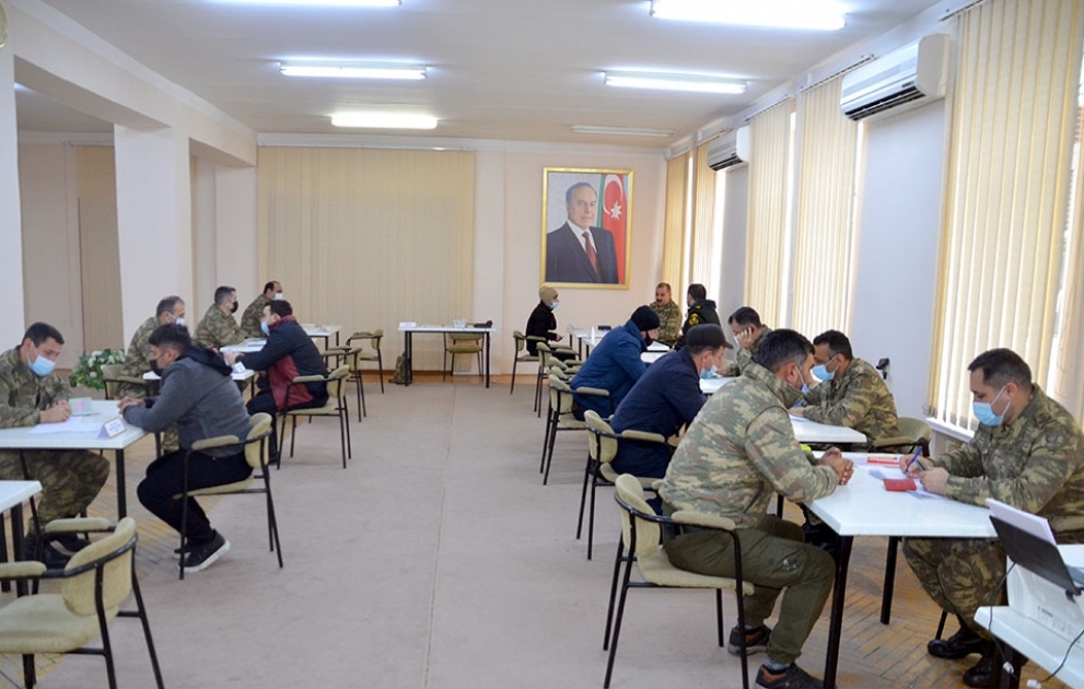 Müdafiə Nazirliyi səfərbərlikdən tərxis edilmiş şəxslərin müraciətləri ilə bağlı məlumat yayıb