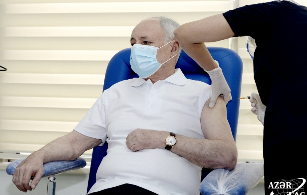 Azerbaijan starts vaccination against coronavirus