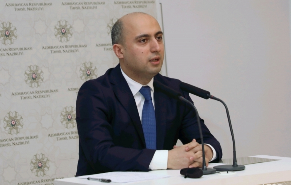 В начальных классах начинаются уроки в сменном режиме