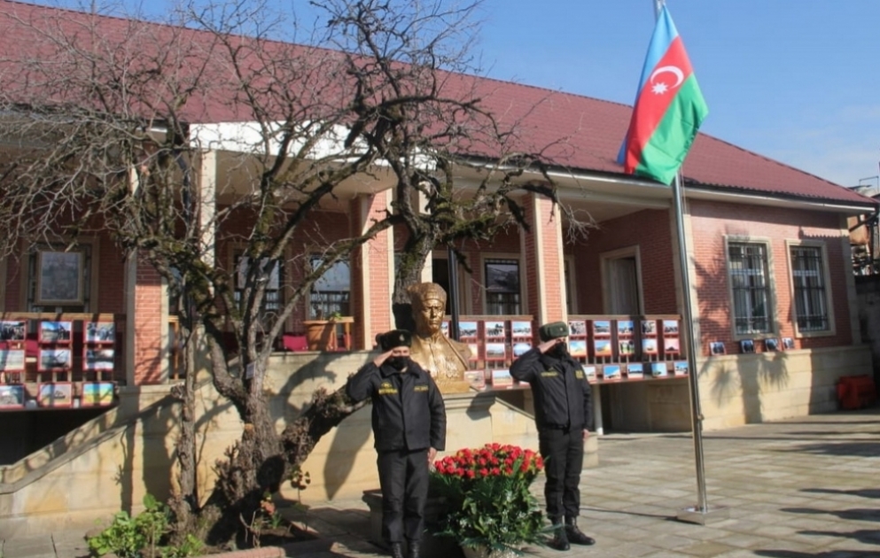 Vətən müharibəsinin qəhrəman tankçılarından bir qrupu general Həzi Aslanovun ata ocağını ziyarət edib