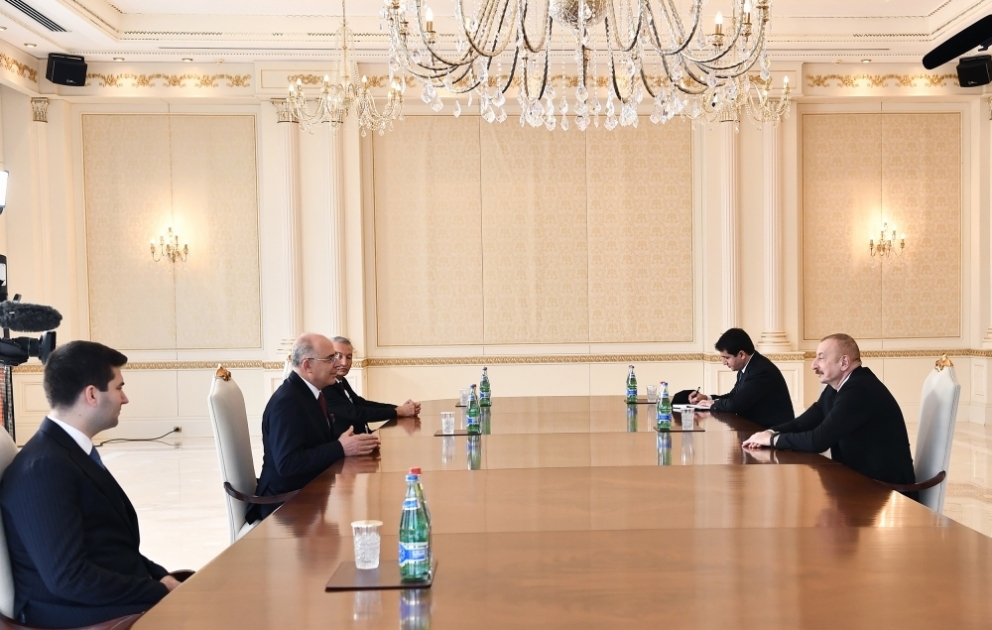 Präsident Ilham Aliyev empfängt stellvertretenden Vorsitzenden der Partei der Nationalistischen Bewegung der Türkei