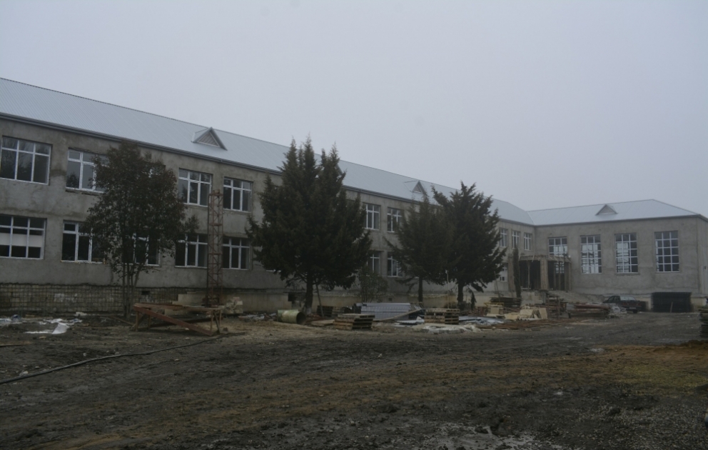 Xaçmazın Qımılqışlaq kəndində 480 şagird yerlik məktəb binası əsaslı təmir olunur